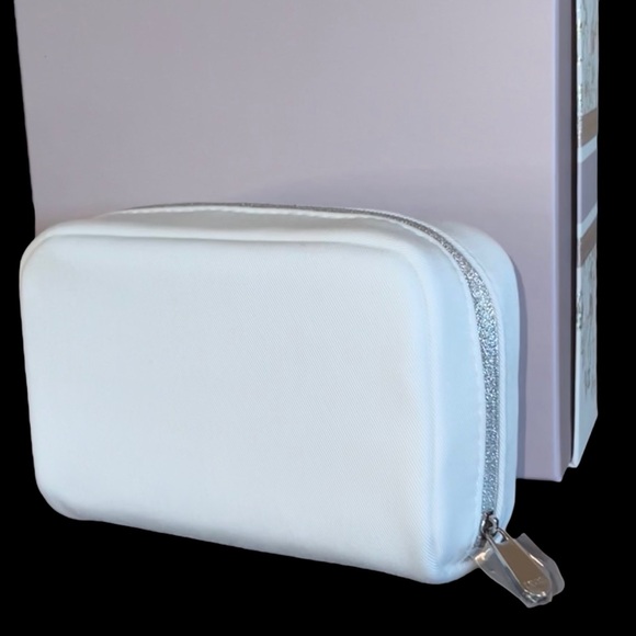 *Limited Edition* Dior (Mother’s Day 2024) Cosmetic-Makeup Bag/Gift Box SET - Picture 7 of 16